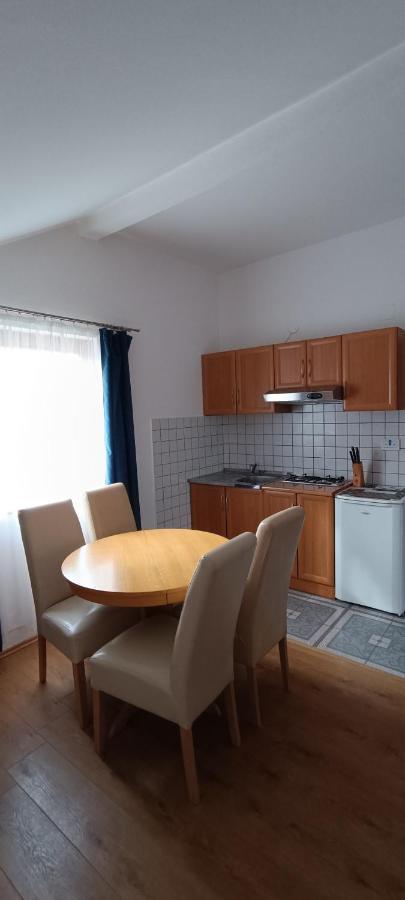 Galesic Apartments & Rooms Korenica Εξωτερικό φωτογραφία